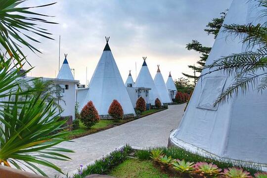 10 Tempat Wisata Bogor Paling Hits Dan Cocok Untuk Melamar