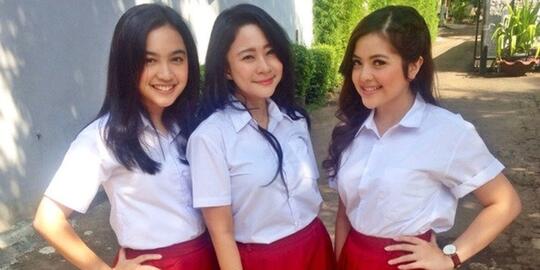Lulus terus jadi pegawai kantoran doang ga cukup. #Aslinyalo