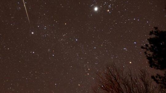 5 Hujan Meteor yang Akan Terjadi di Akhir 2018, Catet Gan!