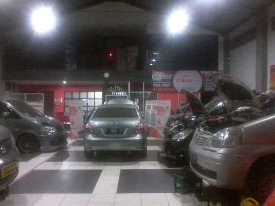 Showroom Mobil Membutuhkan Investor Kerjasama Profit Income Kaskus