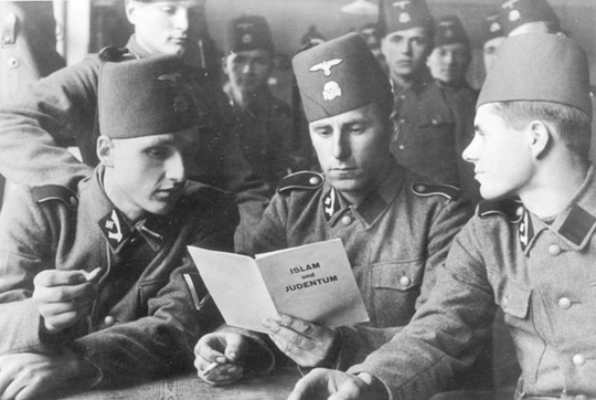Nazi Muslim