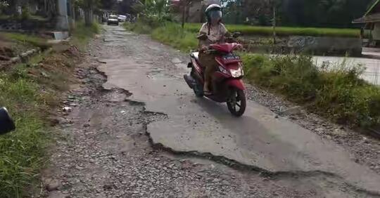 Anda Boleh Korupsi Tapi Bangun & Sejahterakan Dulu Rakyatnya!