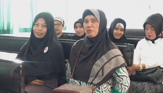 Curhatan Baiq Nuril ke Jokowi: Pak Presiden, Saya Di Sini Cuma Korban
