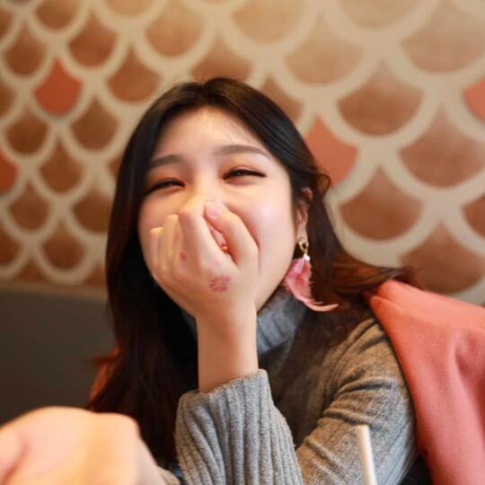 Viral !! Dosen Cantik & Seksi Asal Korea Ini Membuat Banyak Mahasiswa Rajin Ke Kampus