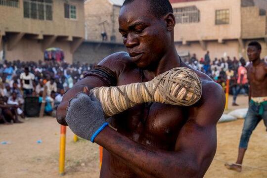 Mengenal Dambe, Tinju Brutal dari Afrika Barat