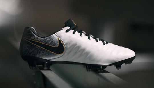 Balasan dari Update Terbaru Nike Tiempo Legend VII | KASKUS