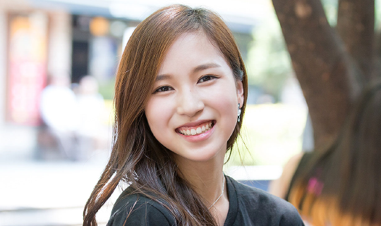 5 Artis Kpop Cantik Dengan "Gummy Smile" Yang Imut Dan Menggemaskan