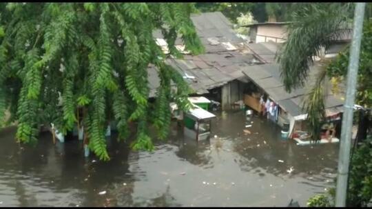 Kawasan Kebon Jeruk Jakarta Barat Banjir Lagi, Ketinggian Air Hingga Sepinggang Orang
