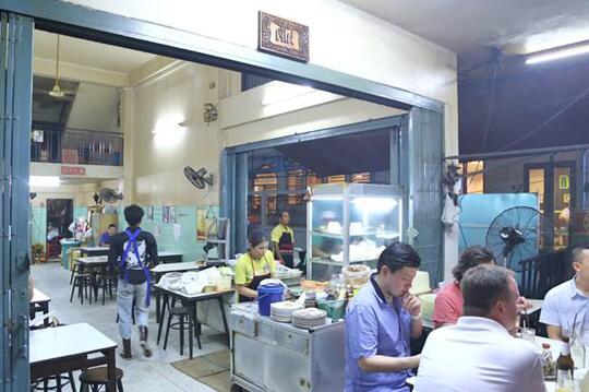 Nah Ini Dia !! Warung Kaki Lima Harga Bintang Lima