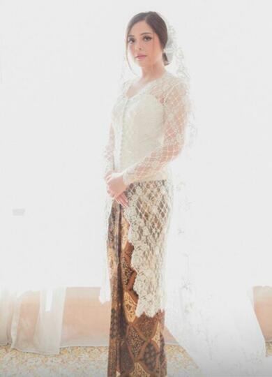 7 Style Kebaya Indonesia yang Bisa Sista Jadikan Referensi Dalam Berbusana