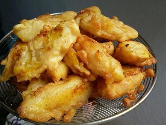 Musim Hujan Bawaannya Laper Terus? Cobain Aja Makanan Maknyos Ini!