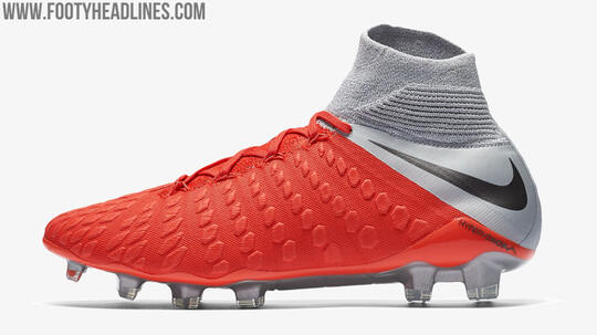 nike hypervenom 2018