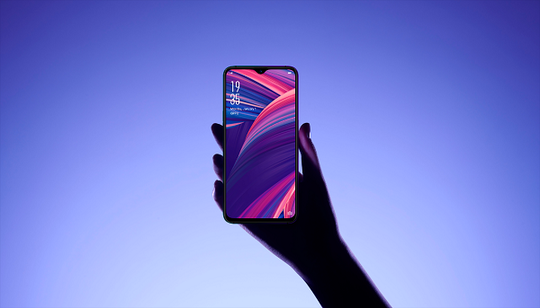 Intip Fitur OPPO R17 Pro, Jagoannya Foto Malam Hari dengan Super VOOC Flash Charging