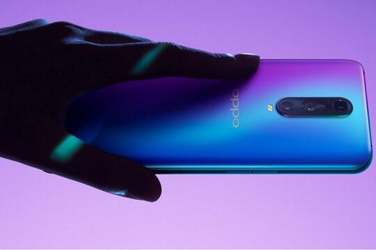 Intip Fitur OPPO R17 Pro, Jagoannya Foto Malam Hari dengan Super VOOC Flash Charging