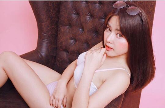 {HOT} BENING INSIDE✓ - Part 1