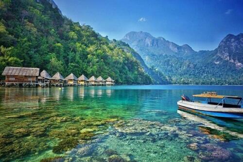 Selain Bali | Ini 3 Wisata Laut di Indonesia yang Romantis dan Cocok Untuk Honeymoon!
