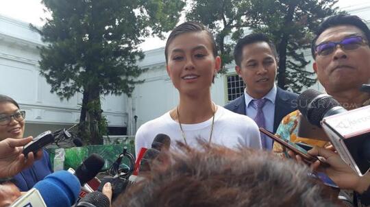 Kunjungi Presiden Jokowi, Agnes Monica Minta Bantuan Ini