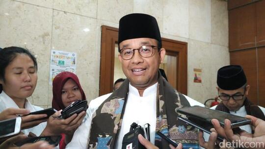 Banyak Pedagang di Pulau Maju, Anies: Gak Usah Dicek, Tidak Sepenting Itu