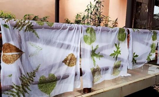 Mengisi Waktu Luang dengan Membuat Ecoprint, Apa Sih?