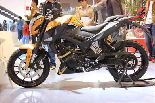 Motor Tiruan Keren Buatan Negara China