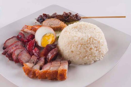 Ragam Kuliner Babi Nusantara