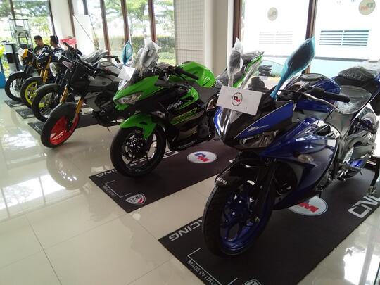 Waspada RACUN, 5 MOTOR KEREN yang Cicilannya di BAWAH Rp 1 JUTA