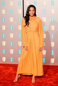Indahnya Busana Selebriti di British Academy of Film and Television Arts Awards 2019!
