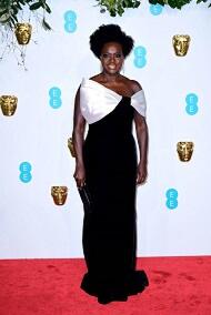 Indahnya Busana Selebriti di British Academy of Film and Television Arts Awards 2019!