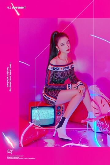 Kenalan dengan ITZY, Girlband KPop Adik Twice! (Profil Grup KPop ITZY)