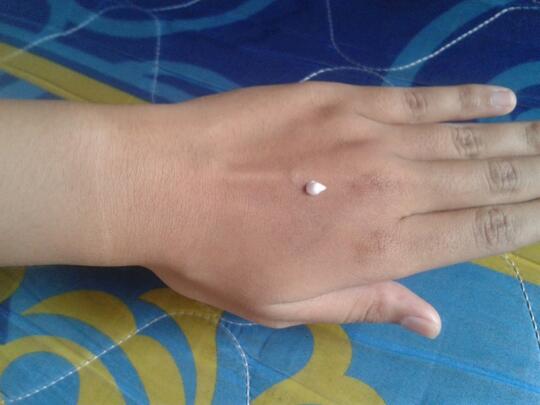 Review: Pond’s White Beauty Day Cream Khusus Kulit Berminyak