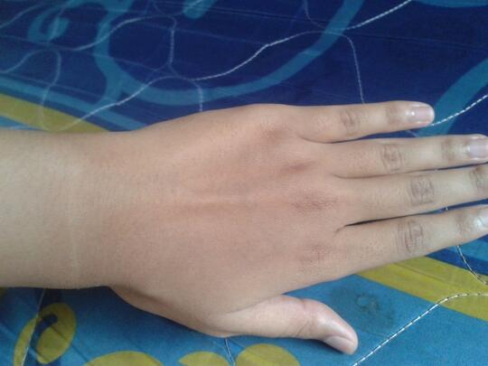 Review: Pond’s White Beauty Day Cream Khusus Kulit Berminyak