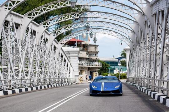 Dari Rental Lamborghini Sampai Bungy Lengkap Ada di Singapura