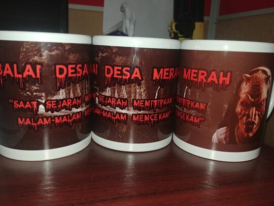 Jelmaan Iblis ( Sekuel Balai Desa Merah ) Horror Story