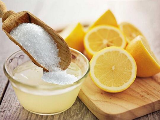 Yuk Bikin, 6 Lip Scrub Alami Rahasia Atasi Bibir Kering & Pecah-pecah