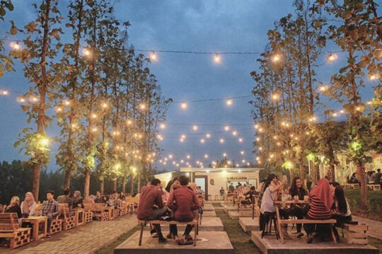 Gak Cuma Alamnya yang Indah, Malang Juga Punya Tempat Ngopi yang Menggugah Loh!