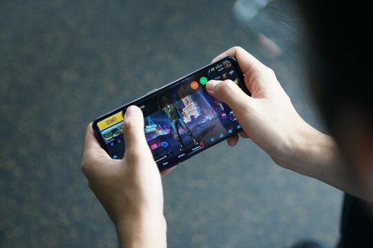 Hyper Boost, Teknologi Smartphone Yang Bikin Anti Lemot