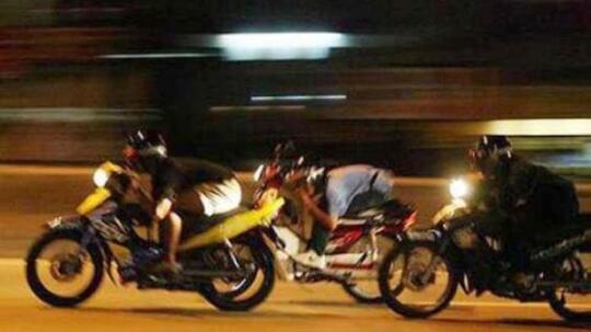 Makhluk yang perlu diwaspadai di jalan raya