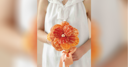 Barang yang Bisa Kamu Jadikan Hand Bouquet Anti Mainstream untuk Pernikahanu!
