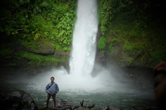 Tempat Wisata "Agak Mahal" di Situ Gunung, Sukabumi !