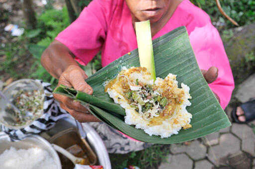Aneka Nasi Khas Daerah Di Indonesia, Negara Lain Mana Punya!