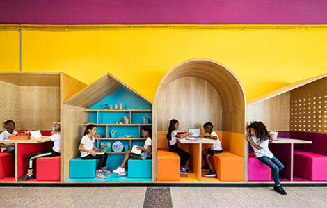 Sekolah Kemanusiaan Pengungsi Tel Aviv Ini Good Banget, Penuh Warna, Gan!