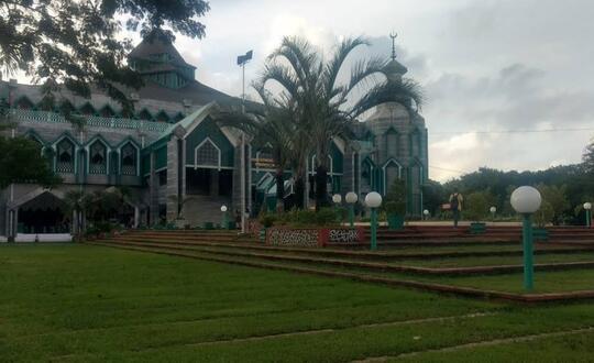 Al-Markaz Al-Islami, Masjid Terbesar di Timur Indonesia