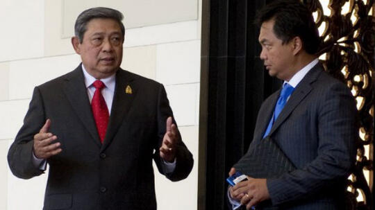 APA SIH ENAKNYA JADI PRESIDEN ?