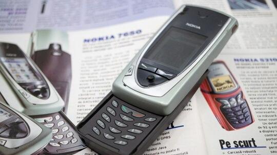 Nokia 7650, Ponsel Flagship Tercanggih di Dunia