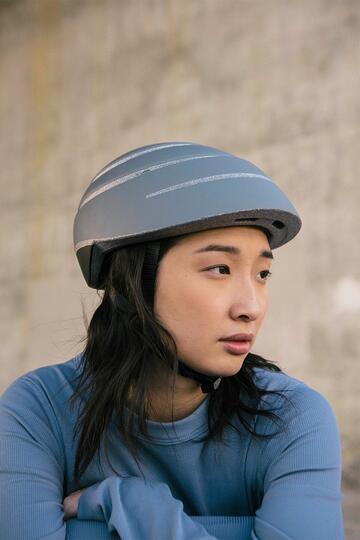 Inovasi Baru, Helm Sepeda Ini Sangat Praktis dan Bisa Dilipat