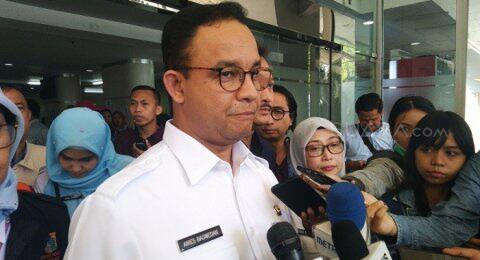 Petisi Copot Gubernur DKI, Anies: Dicaci Tak Tumbang, Dipuji Tak Terbang