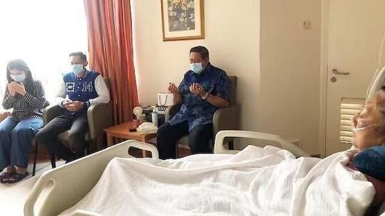 Ani Yudhoyono Meninggal Dunia