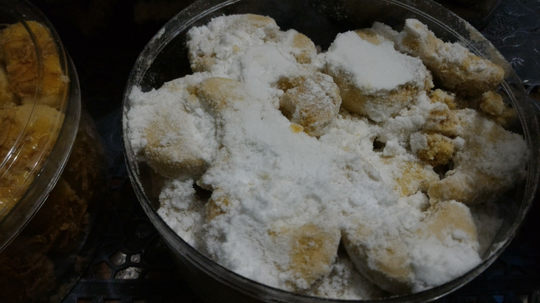 Laris Manis, Kue Lebaran Mana Yang Paling Cepat Habis?