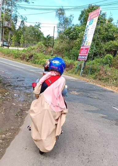 Bahaya Mengintai Perempuan Bergamis Panjang!