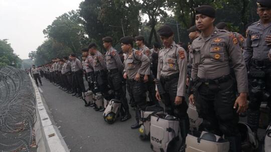 Tim Jokowi dan Prabowo Tiba di MK, Siap Hadapi Sidang Perdana
